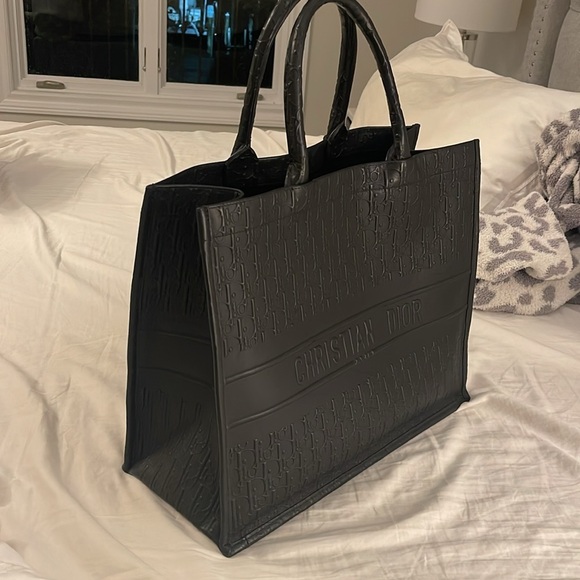 Christian Dior Large Book Tote Black Embossed Leather - Picture 4 of 16